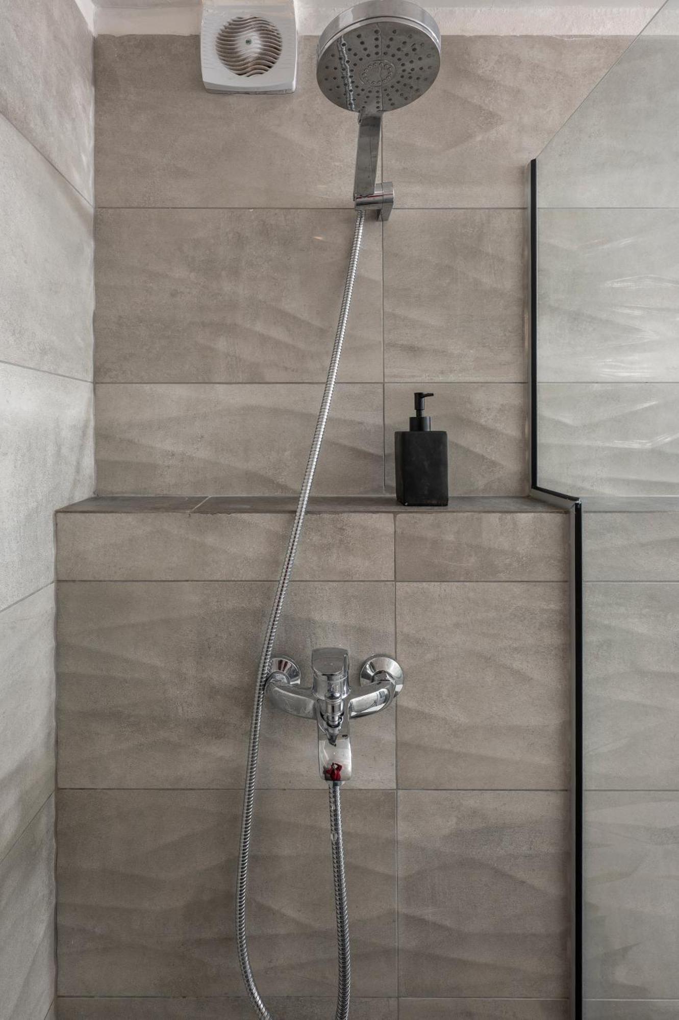 Premium Jacuzzi Suite At The City Center, By Aqua Platinum 테살로니키 외부 사진